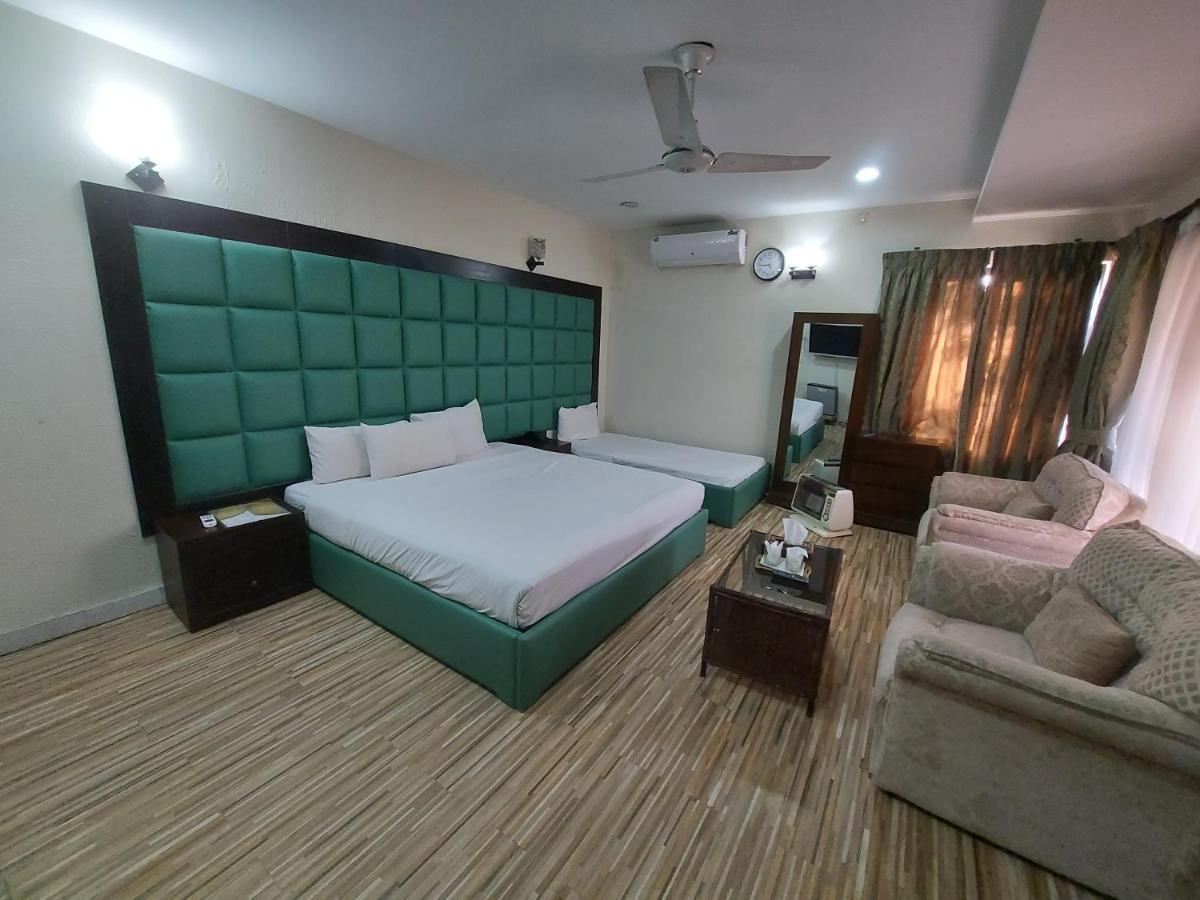Casa Blanca Boutique Guest House Islamabad Exteriör bild