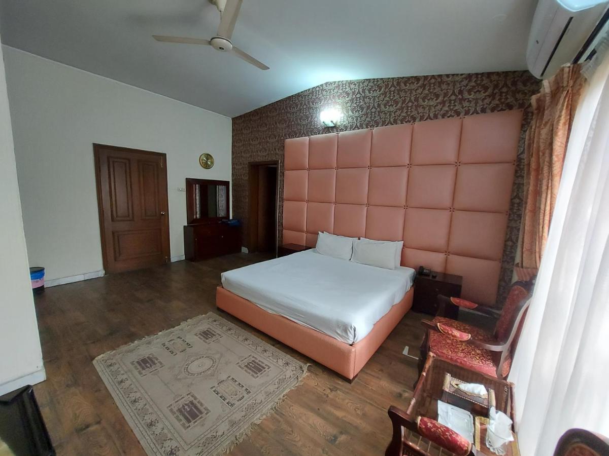 Casa Blanca Boutique Guest House Islamabad Exteriör bild