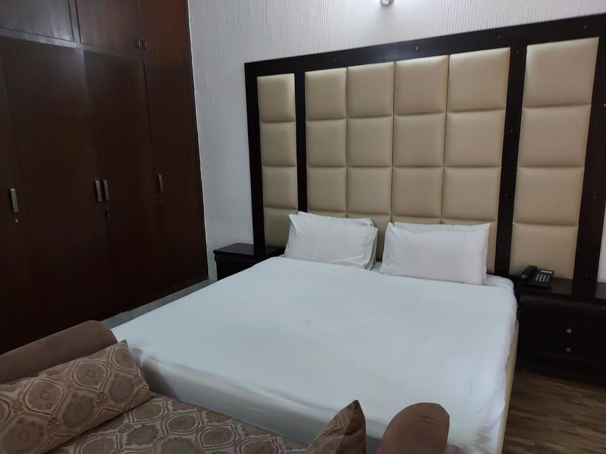 Casa Blanca Boutique Guest House Islamabad Exteriör bild