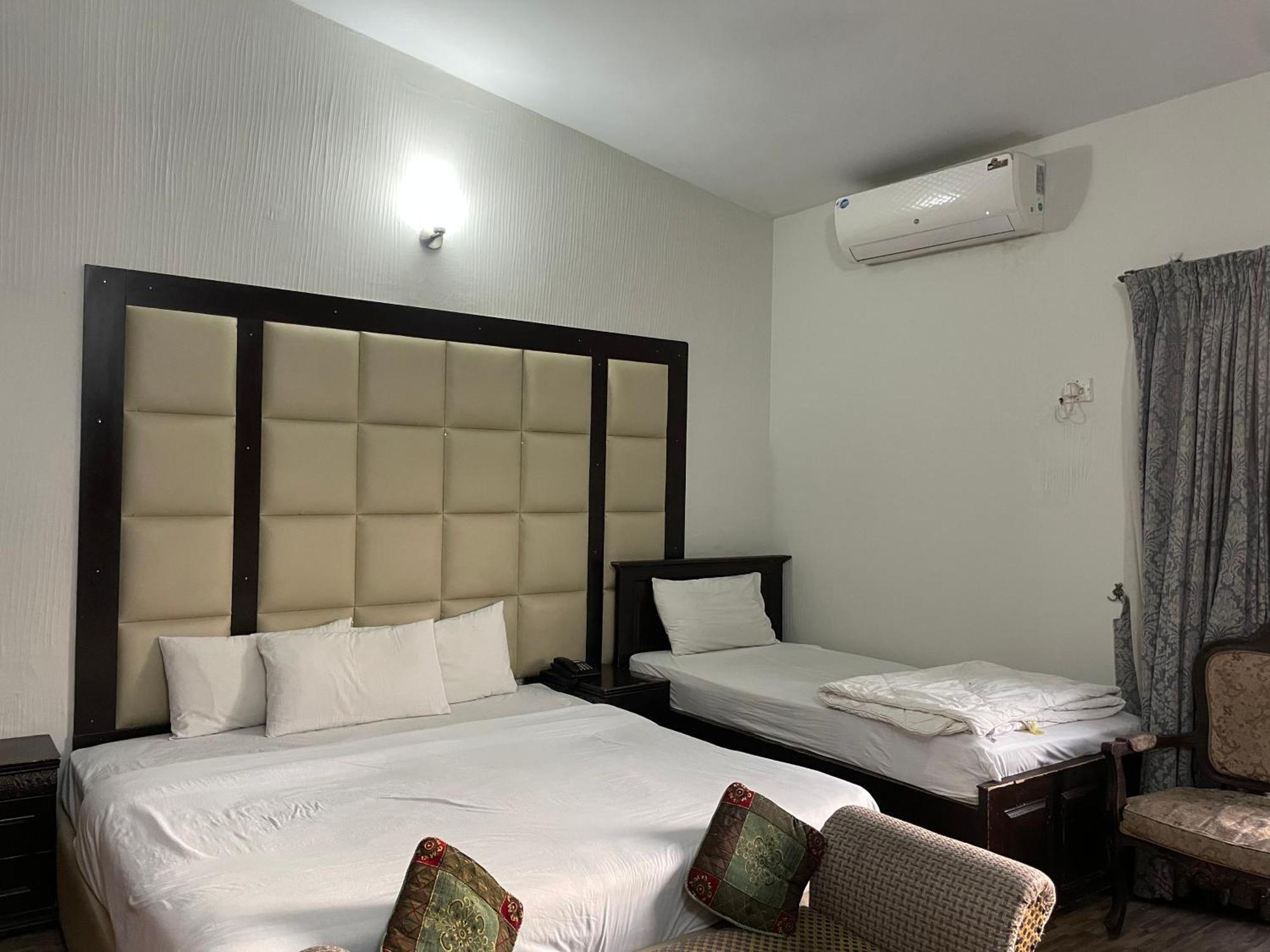 Casa Blanca Boutique Guest House Islamabad Exteriör bild