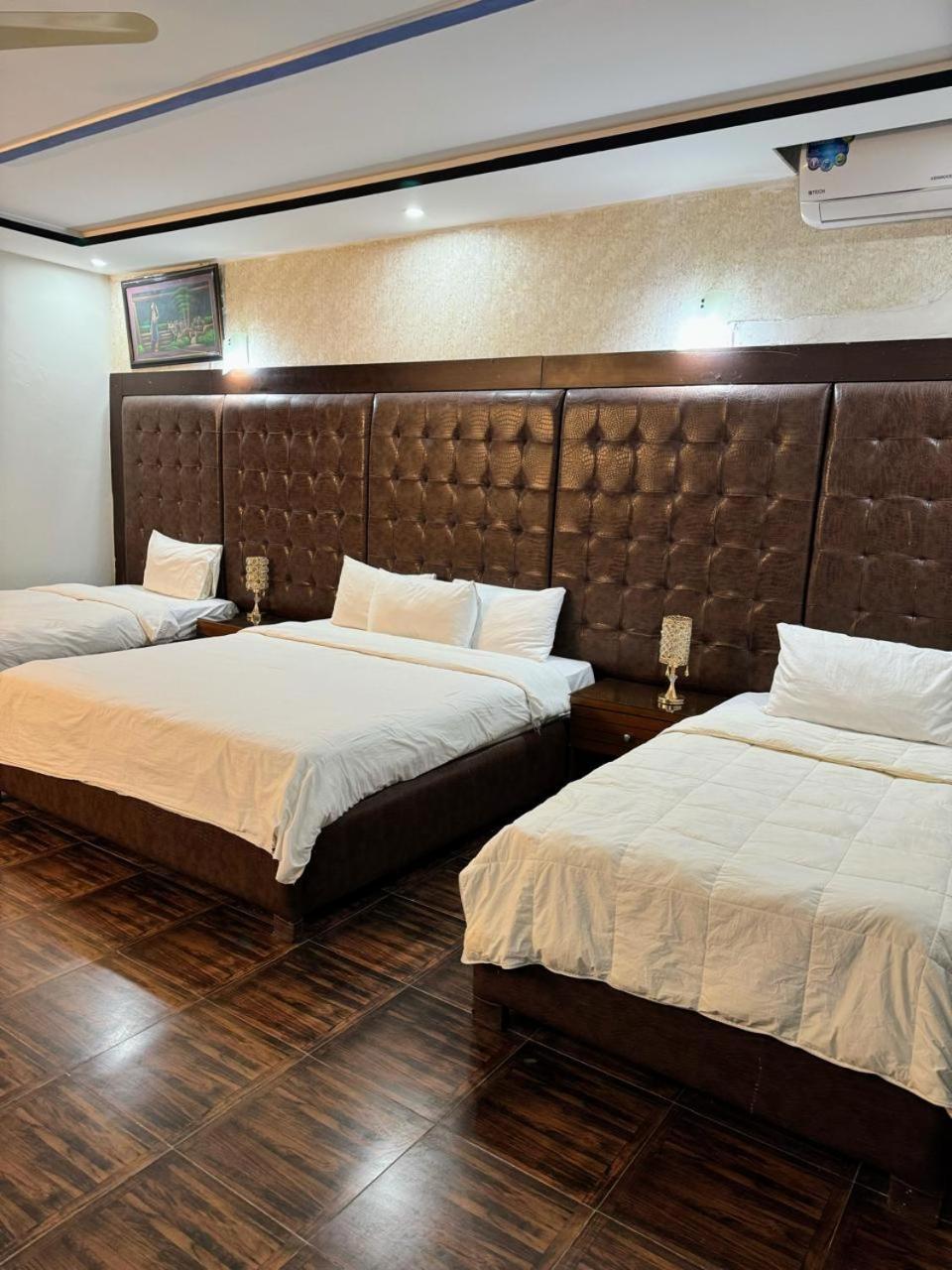 Casa Blanca Boutique Guest House Islamabad Rum bild