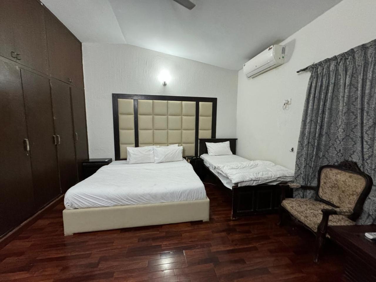 Casa Blanca Boutique Guest House Islamabad Exteriör bild