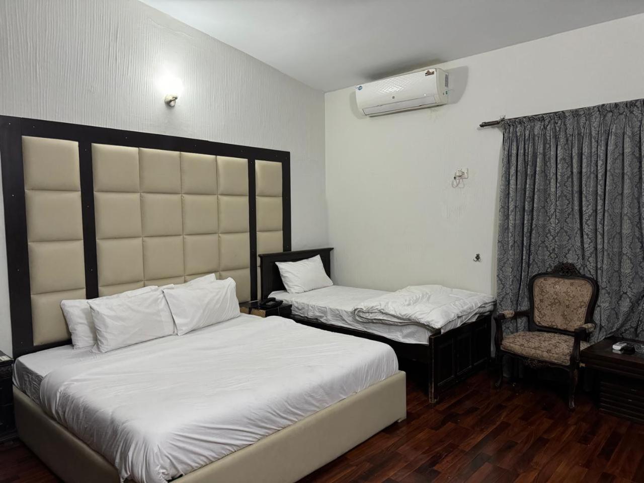 Casa Blanca Boutique Guest House Islamabad Exteriör bild