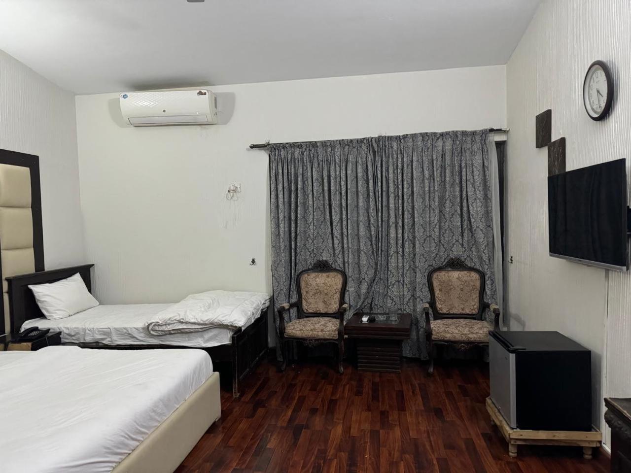 Casa Blanca Boutique Guest House Islamabad Exteriör bild