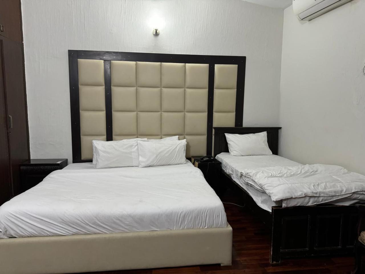 Casa Blanca Boutique Guest House Islamabad Exteriör bild