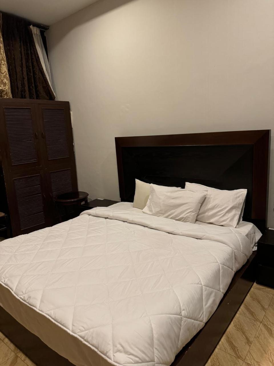 Casa Blanca Boutique Guest House Islamabad Exteriör bild