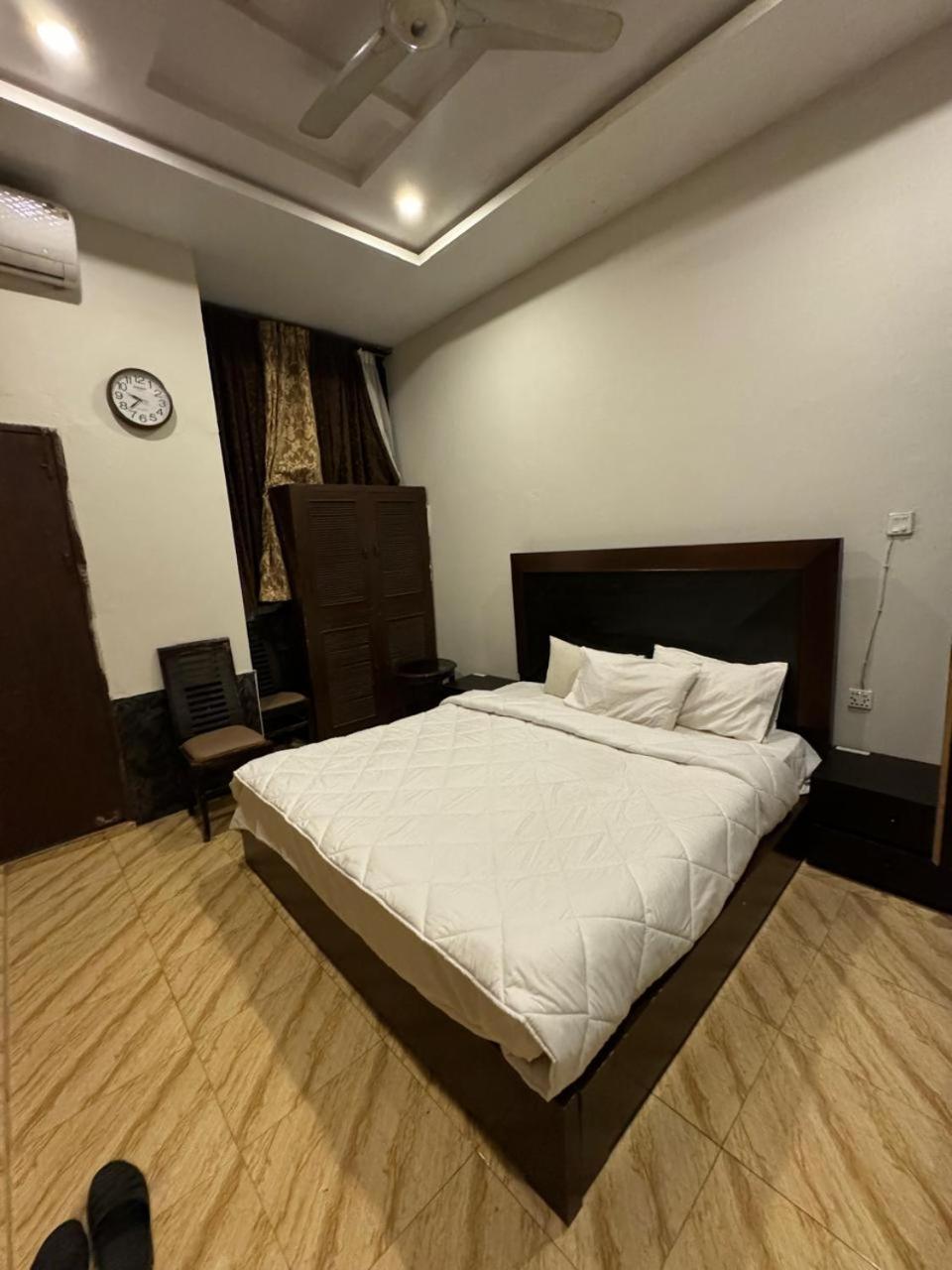 Casa Blanca Boutique Guest House Islamabad Exteriör bild