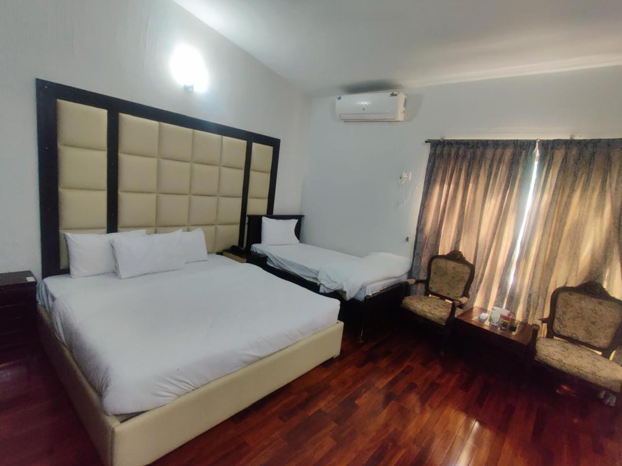 Casa Blanca Boutique Guest House Islamabad Exteriör bild