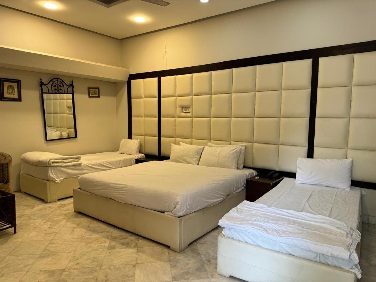 Casa Blanca Boutique Guest House Islamabad Exteriör bild